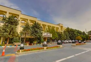 هتل پارسیان اوین تهران - پارکینگ