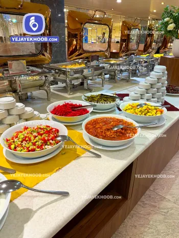 رستوران هتل ایران زمین مشهد - میز مخلفات