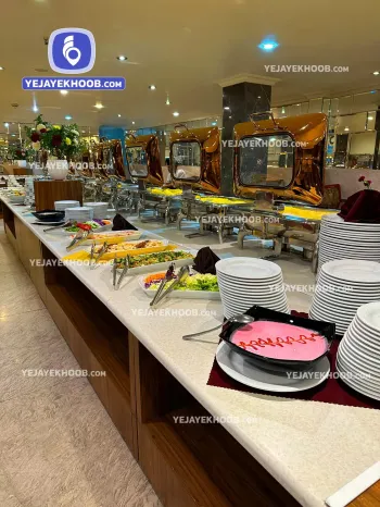 رستوران هتل ایران زمین مشهد - میز سلف سرویس