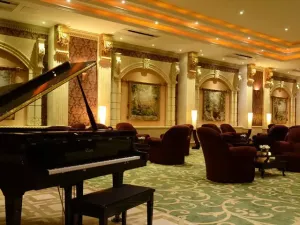 هتل بزرگ دو تهران - لابی