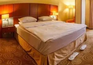 هتل بزرگ دو تهران - اتاق 2 تخته (1 تخت 2 نفره)