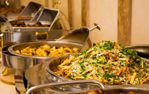 هتل بزرگ فردوسی تهران - منوی سلف غذا