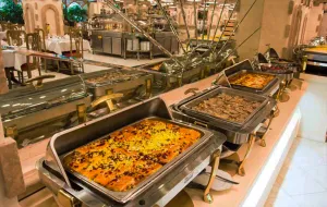 هتل بزرگ فردوسی تهران - منوی سلف غذا