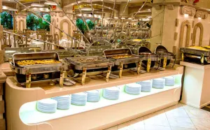 هتل بزرگ فردوسی تهران - منوی سلف غذا