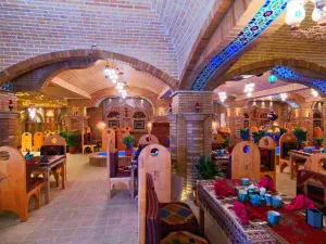 هتل بزرگ فردوسی تهران - رستوران سنتی