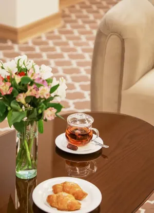 هتل بزرگ میثاق ملل مشهد - سرویس پذیرایی