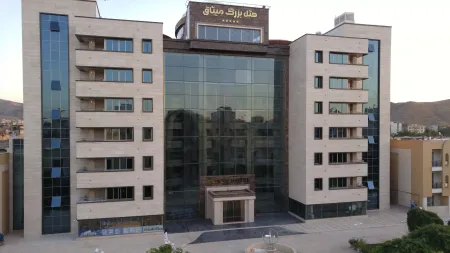 هتل بزرگ میثاق ملل مشهد - نمای بیرونی