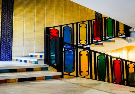 هتل بوتیک هنر اصفهان - راه پله