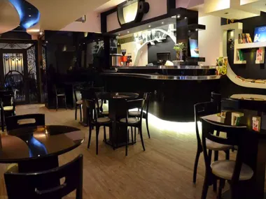 هتل جلفا اصفهان - کافی شاپ