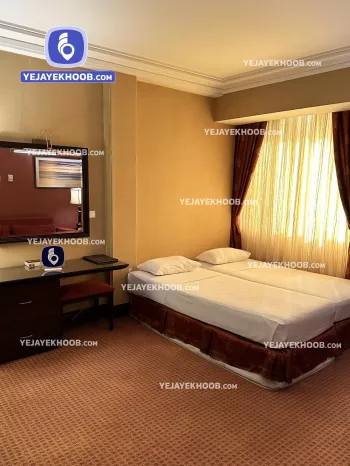 هتل جواد مشهد - اتاق ۲ تخته (۲ تخت ۱ نفره)