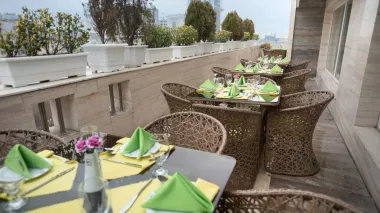 هتل جواهر شرق مشهد - کافی شاپ