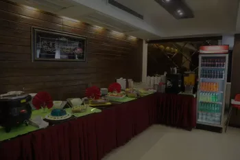 هتل جواهر شرق مشهد - منو سلف غذا