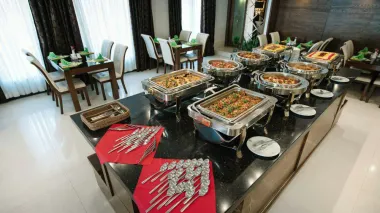 هتل جواهر شرق مشهد - منو سلف غذا