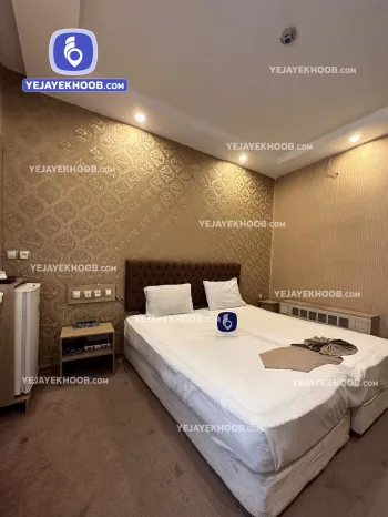 هتل حافظ مشهد - اتاق ۲ تخته (۱ تخت ۲ نفره)  