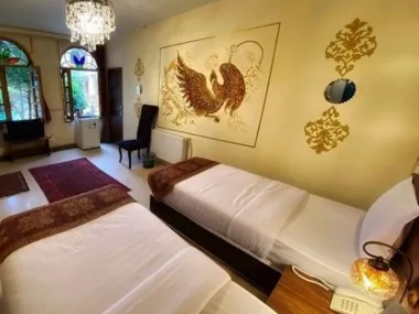 هتل خانه کشیش اصفهان - اتاق 3 تخته 