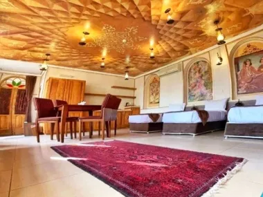 هتل خانه کشیش اصفهان - اتاق 3 تخته 