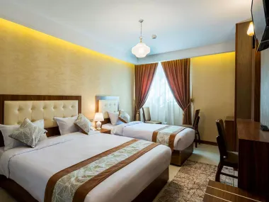 هتل دانشمند اصفهان - اتاق 3 تخته (1 تخت 2 نفره 1 تخت 1 نفره)