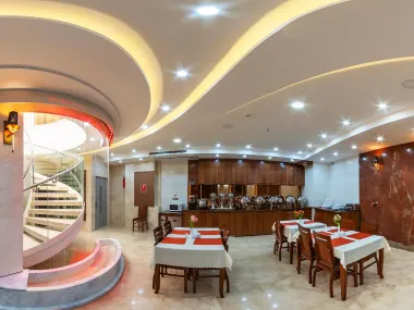 هتل دانشمند اصفهان - رستوران