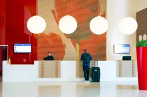 هتل رمیس تهران - پذیرش