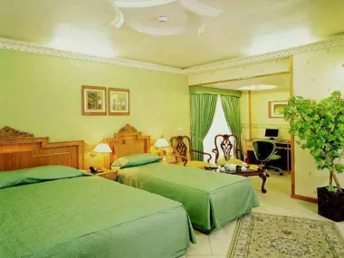 هتل زهره اصفهان - اتاق 3 تخته