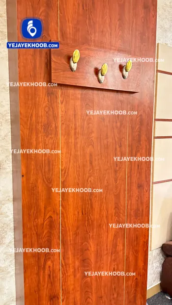 هتل سقا مشهد - امکانات اتاق (جالباسی)