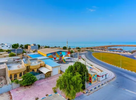 هتل شمس قشم - نمای بیرونی 