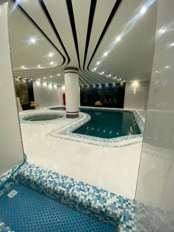 هتل شکوه شارستان مشهد - استخر