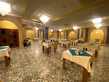 هتل شکوه شارستان مشهد - رستوران سنتی