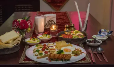 رستوران هتل شیخ بهایی اصفهان - منو سلف غذا