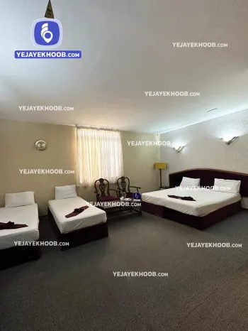 هتل شیراز مشهد - اتاق ۴ تخته (۱ تخت ۲ نفره و ۲ تخت ۱ نفره)  