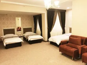هتل صبا مشهد - اتاق ۲ تخته (۲ تخت ۱ نفره)