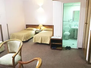 هتل صبا مشهد - اتاق ۲ تخته (۲ تخت ۱ نفره)