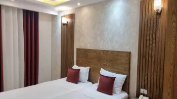 هتل صوفی اصفهان - اتاق 2 تخته (1 تخت 2 نفره)