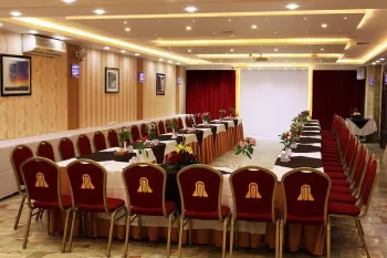 هتل عالی قاپو اصفهان - سالن کنفرانس