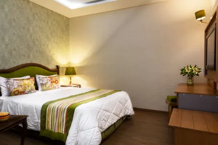 هتل عالی قاپو اصفهان - اتاق 2 تخته