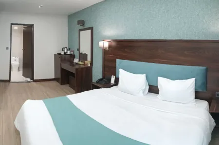 هتل عالی قاپو اصفهان - اتاق 2 تخته