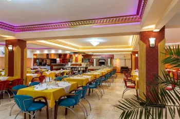 هتل عالی قاپو اصفهان - رستوران