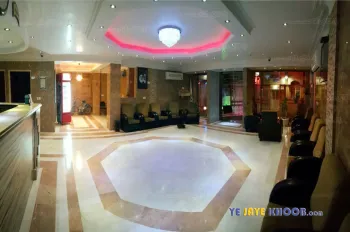 لابی هتل عامری قم