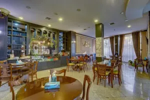 هتل فرهنگ و هنر مشهد - کافی شاپ