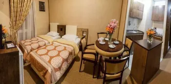 هتل فرهنگ و هنر مشهد - اتاق ۲ تخته (۲ تخت ۱ نفره)