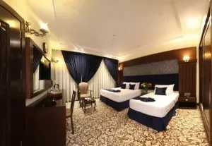 هتل فیروزه توس مشهد - اتاق ۳ تخته (۱ تخت ۲ نفره و ۱ تخت ۱ نفره)    