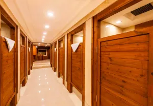 هتل مدینه الجواد مشهد - رختکن