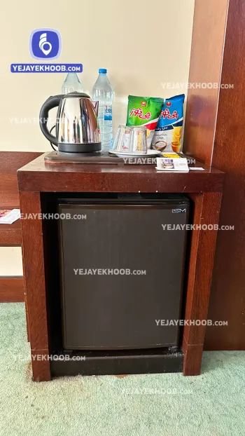 هتل لیلیوم کیش - یخچال و سرویس چای