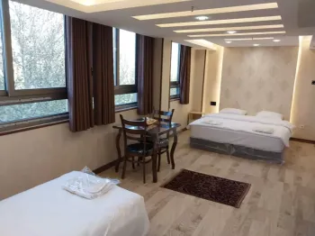 هتل مانی اصفهان - اتاق 3 تخته