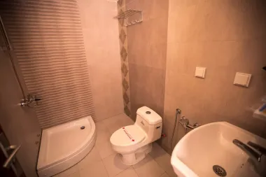 هتل مانی اصفهان - سرویس بهداشتی و حمام