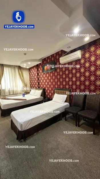 هتل مرمر مشهد - اتاق ۳ تخته ( یک تخت دبل و یک تخت سینگل )