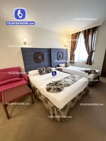 هتل مشهد مشهد - اتاق ۳ تخته (۱ تخت ۲ نفره و ۱ تخت ۱ نفره)    