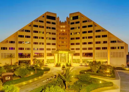 هتل میراژ کیش - نمای بیرونی