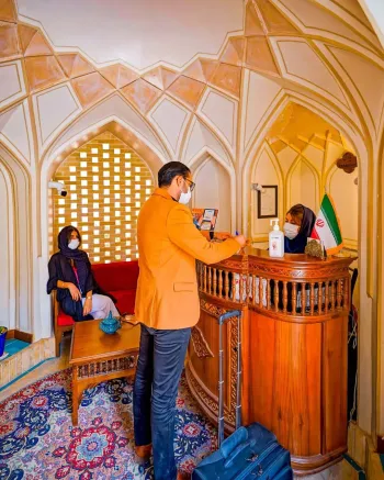 اقامتگاه سنتی میناس اصفهان - پذیرش