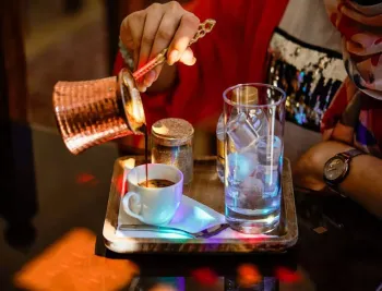 اقامتگاه سنتی میناس اصفهان - کافی شاپ